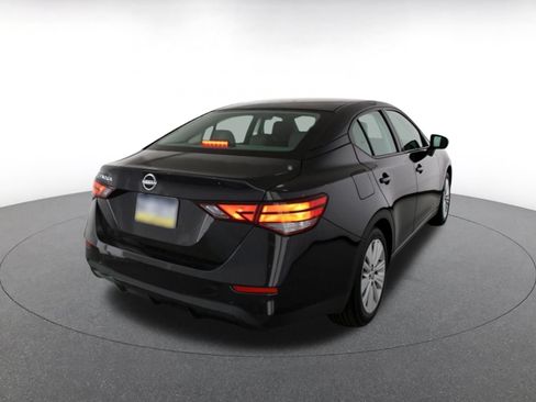 Used 2025 Nissan Sentra S FWD image 9