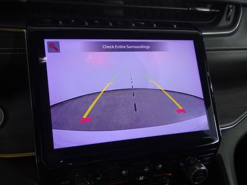 Used 2021 Jeep Grand Cherokee L Overland w/ Luxury Tech Group IV image 10