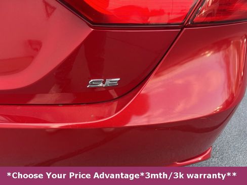 Used 2019 Toyota Camry SE image 5