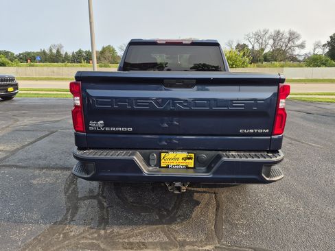 Used 2021 Chevrolet Silverado 1500 Custom AWD/4WD image 7