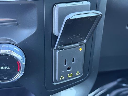 Used 2023 Ford F150 XLT w/ Equipment Group 302A High image 19