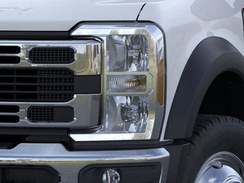 New 2026 Ford F550 4x4 Supercab Super Duty image 18