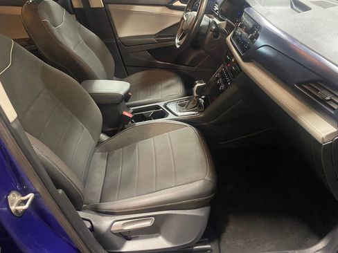 Used 2024 Volkswagen Taos SE image 24