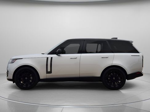 Certified 2024 Land Rover Range Rover SE AWD/4WD image 2