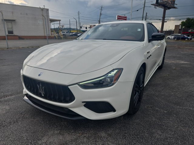 Used 2023 Maserati Ghibli Modena RWD image 1