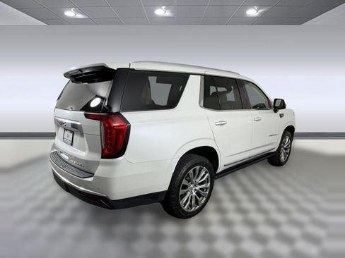Used 2021 GMC Yukon Denali w/ Denali Premium Package RWD image 9