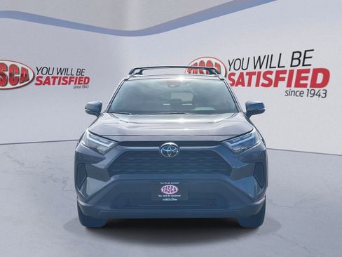 Used 2023 Toyota RAV4 XLE w/ Convenience Package image 2