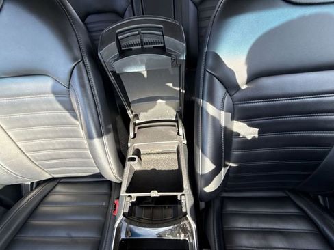 Used 2019 Ford Edge SEL w/ Equipment Group 201A image 21