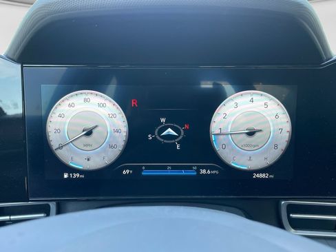 Used 2023 Hyundai Elantra SEL w/ Convenience Package FWD image 27