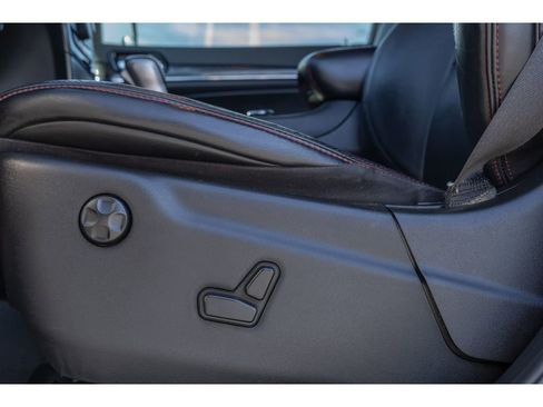 Used 2020 Jeep Grand Cherokee Trailhawk w/ Trailhawk Luxury Group image 16