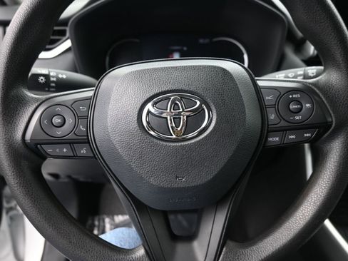 Used 2024 Toyota RAV4 LE image 23