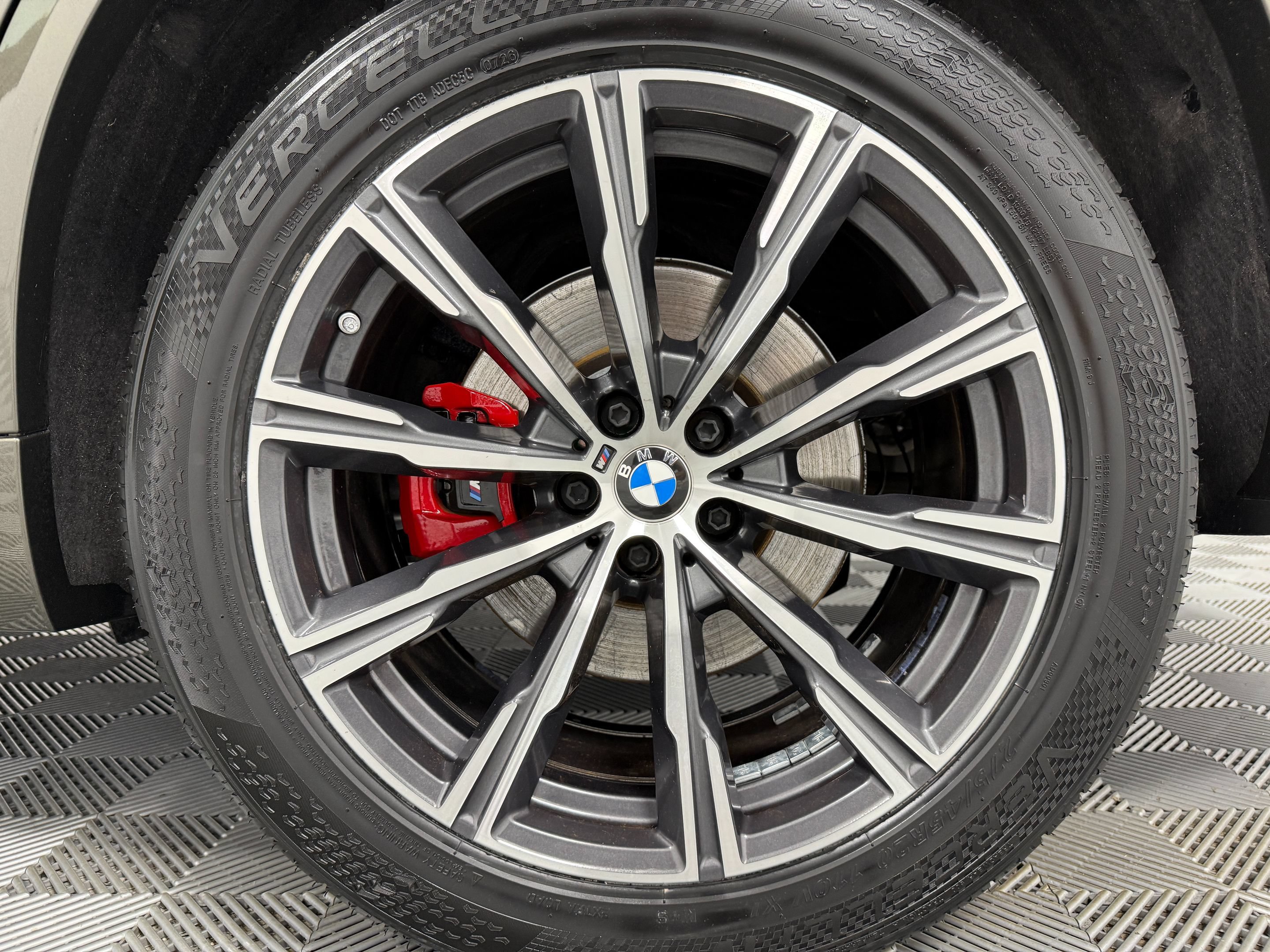 Used 2024 BMW X5 xDrive40i w/ Premium Essential Package AWD/4WD image 41