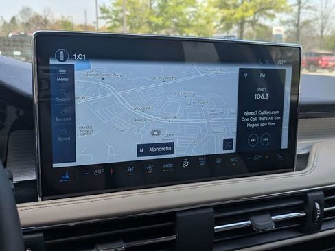 New 2026 Lincoln Corsair Premiere FWD image 21