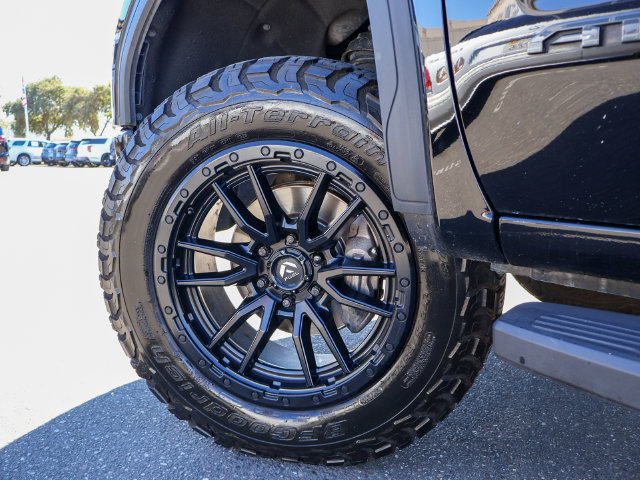 Used 2022 GMC Sierra 1500 AT4 w/ AT4 Carbonpro Edition AWD/4WD image 13