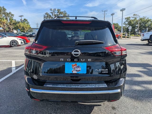 Certified 2026 Nissan Rogue Platinum w/ Platinum Premium Package AWD/4WD image 5