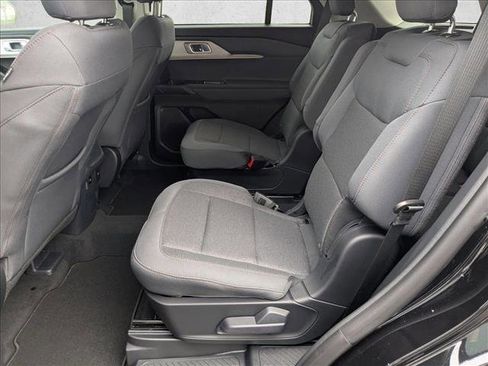 New 2026 Ford Explorer Active image 14