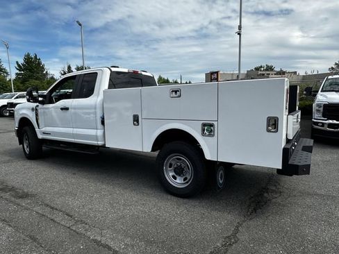 New 2024 Ford F350 XL w/ Snow Plow Prep Package AWD/4WD image 5