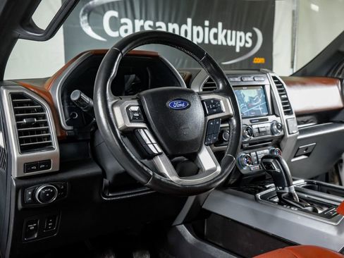 Used 2018 Ford F150 Platinum w/ Equipment Group 701A Luxury image 15