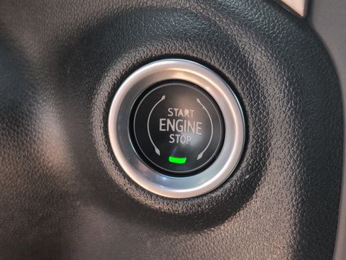 Used 2021 Chevrolet Silverado 1500 High Country w/ Technology Package image 22