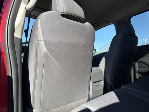 Used 2023 Nissan Frontier S w/ Technology Package image 26