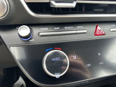 New 2026 Hyundai Sonata SEL AWD/4WD image 18