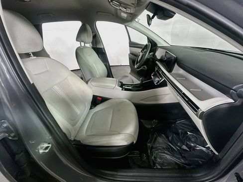 Used 2025 Hyundai Tucson SEL FWD image 11