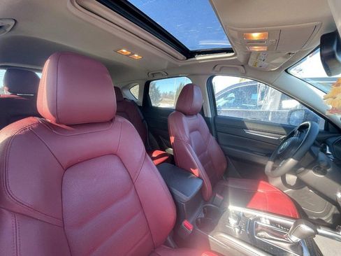 Used 2024 MAZDA CX-5 Carbon Edition image 4