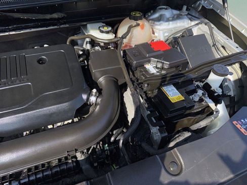 Used 2021 Chevrolet Blazer LT image 29