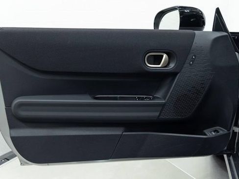 Used 2026 MINI Cooper 2-Door Hardtop FWD image 11