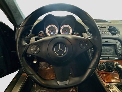 Used 2011 Mercedes-Benz SL 63 AMG image 10