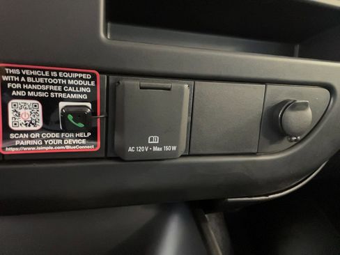 Used 2025 Chevrolet Express 3500 Extended w/ Driver Convenience Package image 18