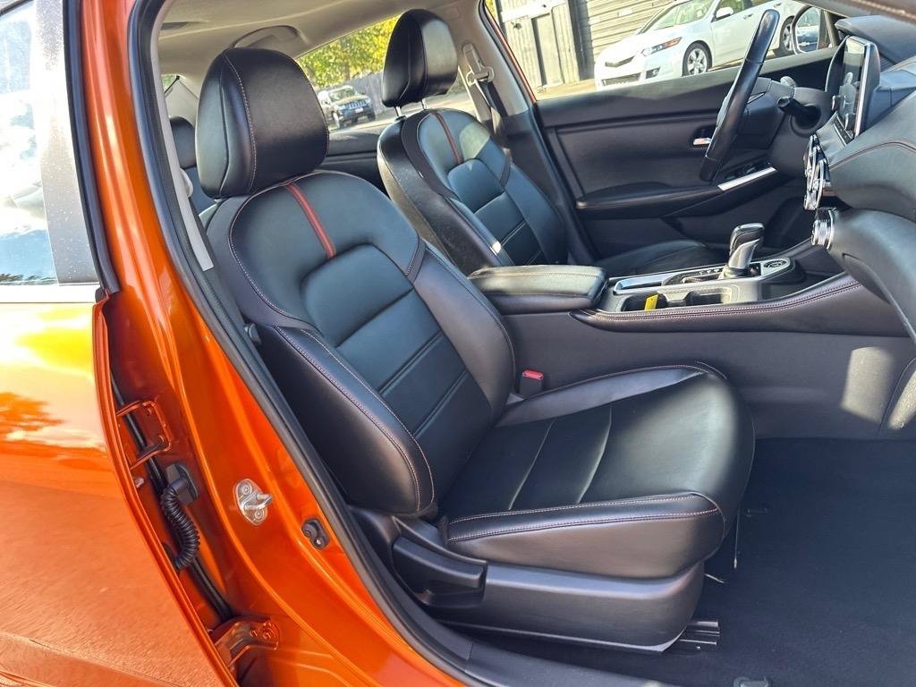 Used 2021 Nissan Sentra SR w/ SR Premium Package FWD image 23