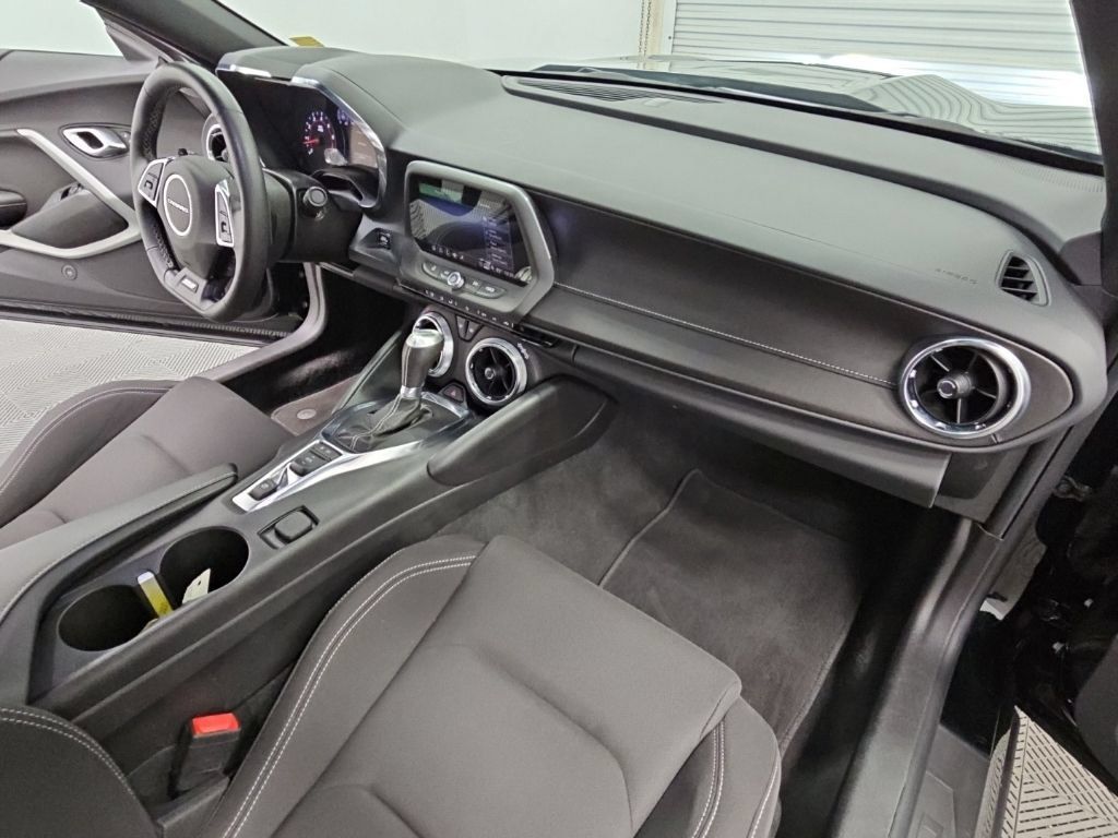 Certified 2023 Chevrolet Camaro SS RWD image 34