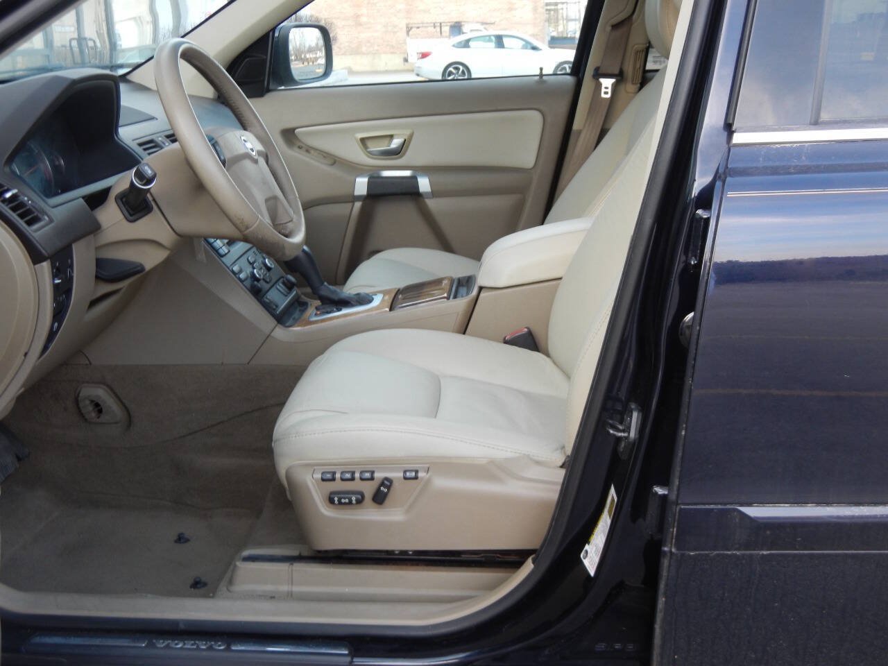 Used 2008 Volvo XC90 3.2 FWD image 25