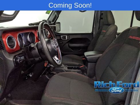 Used 2021 Jeep Gladiator Rubicon w/ Cold Weather Group image 22