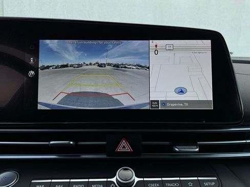 Used 2025 Hyundai Elantra Limited image 36