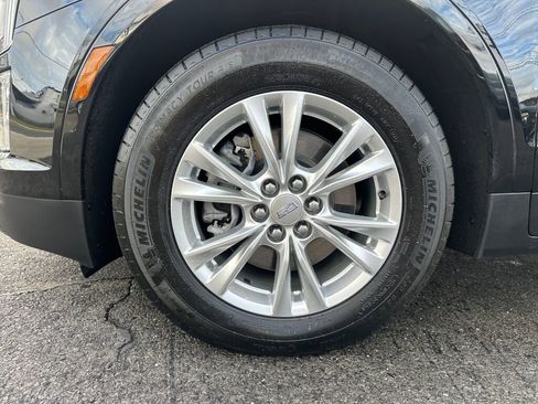 Used 2022 Cadillac XT5 Luxury image 35