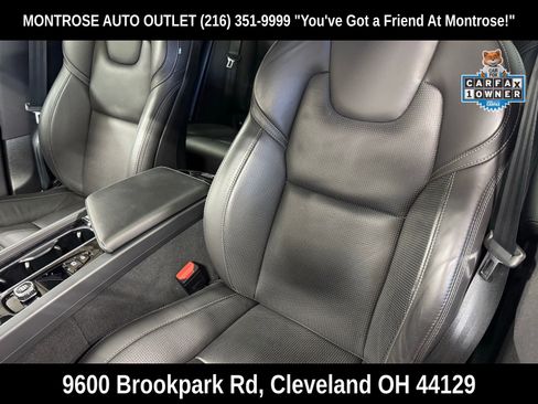 Certified 2022 Volvo XC60 B6 Inscription w/ Advanced Package image 30