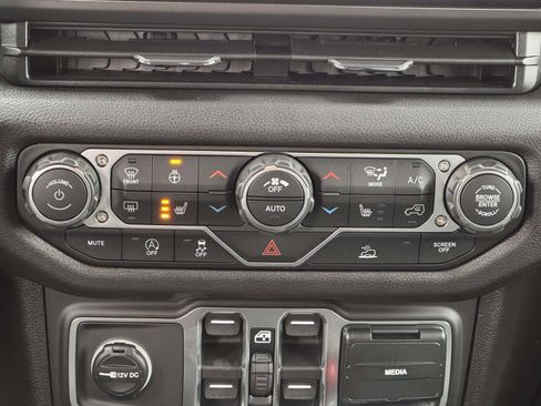 New 2026 Jeep Gladiator Sport AWD/4WD image 5