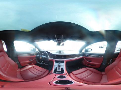 Used 2023 Porsche Panamera image 48