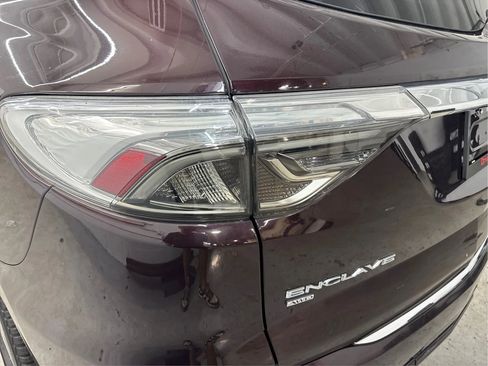 Used 2022 Buick Enclave Avenir w/ Avenir Technology Package AWD/4WD image 35