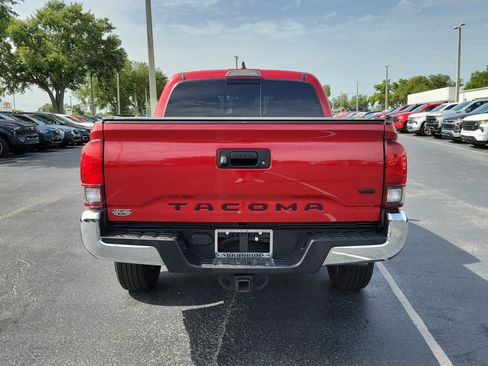Used 2020 Toyota Tacoma SR5 RWD image 8