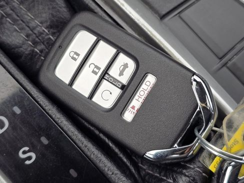 Used 2020 Honda Civic EX-L image 33