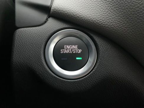 Used 2023 Chevrolet Equinox LT image 17