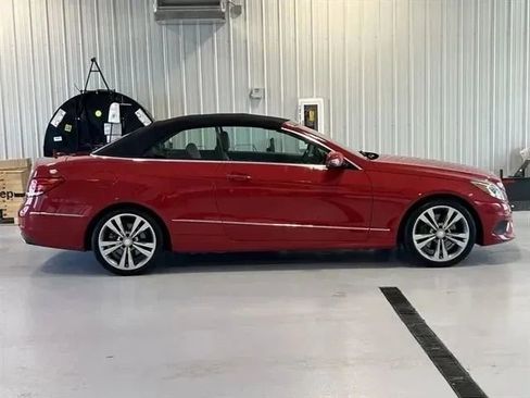 Used 2017 Mercedes-Benz E 400 Cabriolet image 2