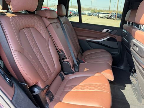 Used 2023 BMW X7 M60i w/ Executive Package image 24