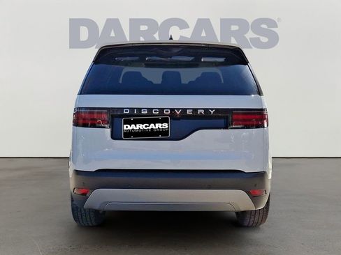 Used 2024 Land Rover Discovery S image 5