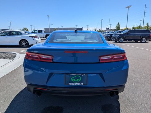 Used 2018 Chevrolet Camaro LT RWD image 27