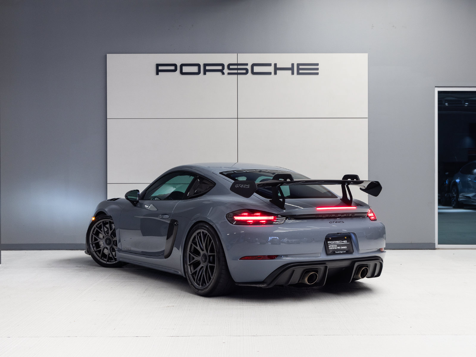 Used 2023 Porsche 718 Cayman GT4 RS w/ Weissach Package RWD image 3
