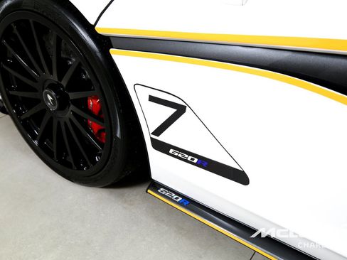 Used 2020 McLaren 620R RWD image 34